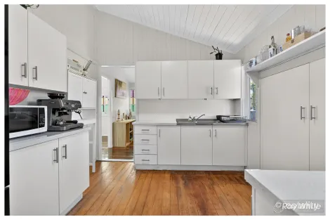 Property photo of 50 Upper Dawson Road Allenstown QLD 4700