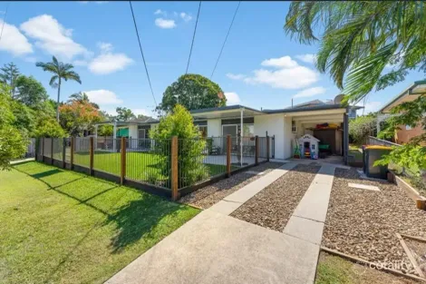 1/224 Macdonnell Rd, Clontarf, QLD 4019