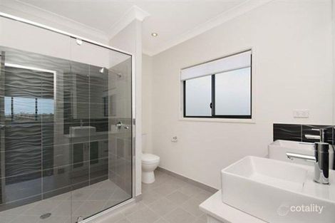 Property photo of 7 Yanooa Court Bushland Beach QLD 4818