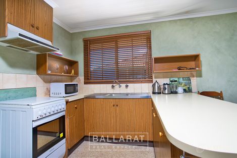 Property photo of 4/38 Yarrowee Street Sebastopol VIC 3356