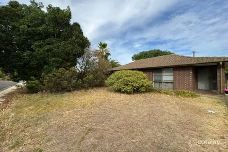 Property photo of 3 Amaroo Court Smithfield SA 5114
