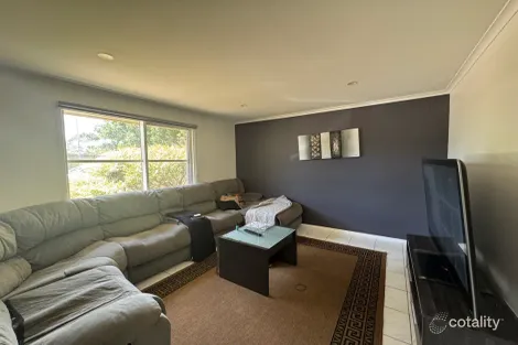 Property photo of 3 Amaroo Court Smithfield SA 5114