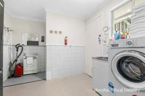 Property photo of 52 Bedwell Street Emu Point WA 6330