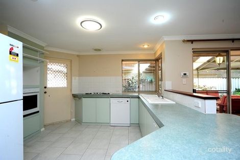 Property photo of 2 Dunblane Court Kinross WA 6028