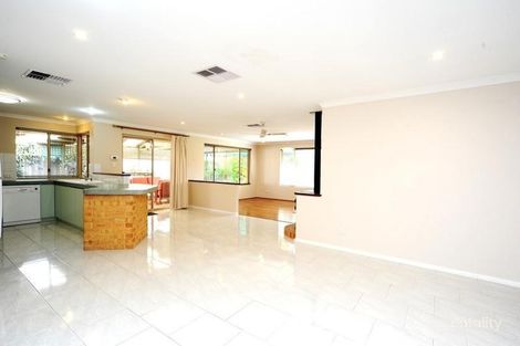 Property photo of 2 Dunblane Court Kinross WA 6028