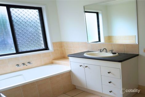 Property photo of 29 Viewpoint Drive Springfield Lakes QLD 4300