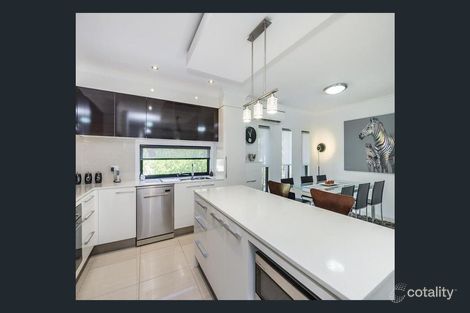 Property photo of 2/88-90 York Street Coorparoo QLD 4151