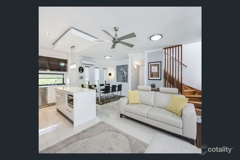 Property photo of 2/88-90 York Street Coorparoo QLD 4151