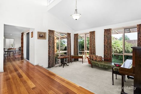 Property photo of 26 Kamarooka Drive Wattle Glen VIC 3096