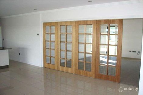 Property photo of 8 Downs Court Emerald QLD 4720