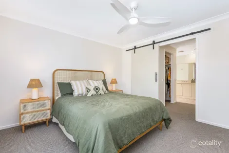 Property photo of 22 Birch Drive Hamlyn Terrace NSW 2259