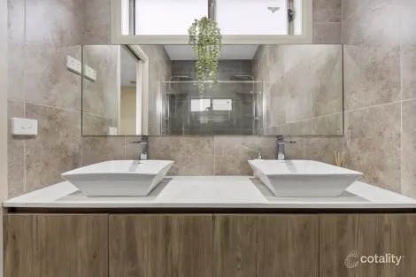 Property photo of 3 Bangalore Way Mickleham VIC 3064