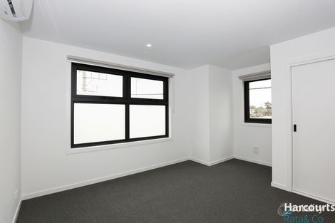Property photo of 1/1 Kinlora Avenue Epping VIC 3076