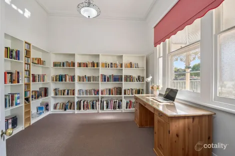 Property photo of 83 Carpenter Street Quarry Hill VIC 3550