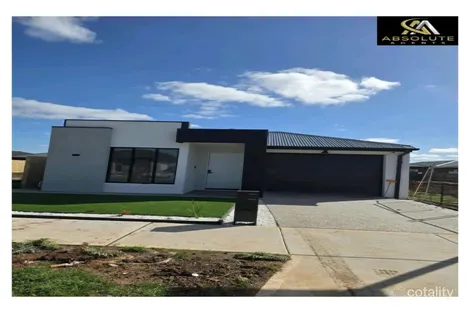 11 Lengley St, Deanside, VIC 3336
