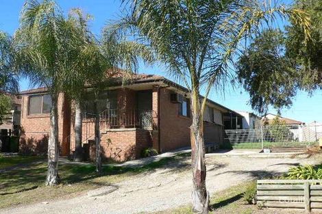 Property photo of 47 Corio Drive St Clair NSW 2759