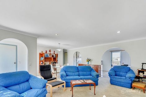 Property photo of 2 Halfmoon Street Browns Plains QLD 4118