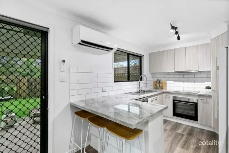 Property photo of 2 Moonstone Drive Urangan QLD 4655