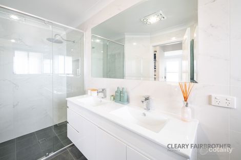 Property photo of 22 Burlington Rise Kelso NSW 2795