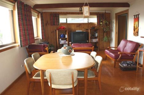 Property photo of 10 Riga Avenue Greenacre NSW 2190