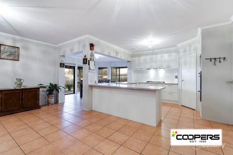 Property photo of 15 Panorama Drive Hillside VIC 3037