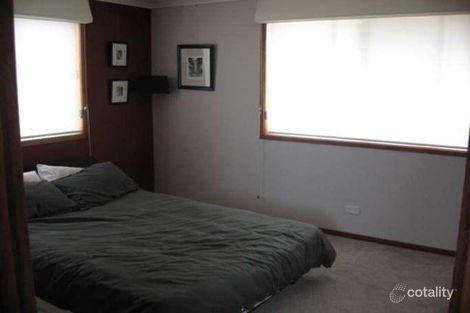 Property photo of 11 Shara Place Ngunnawal ACT 2913