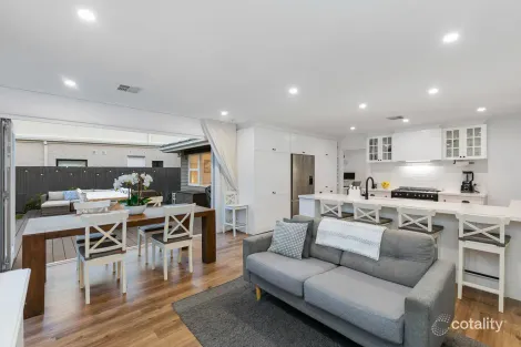 Property photo of 13 Merritt Court Altona VIC 3018