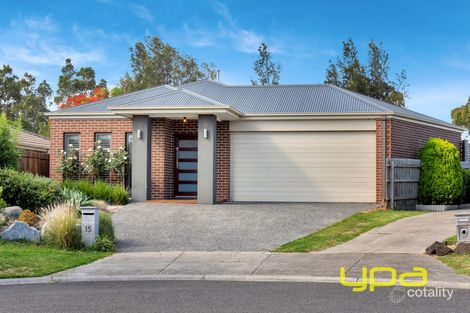 Property photo of 15 Rowen Court Cranbourne North VIC 3977