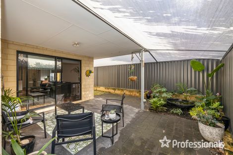 Property photo of 11 Aldine Ridge Aveley WA 6069