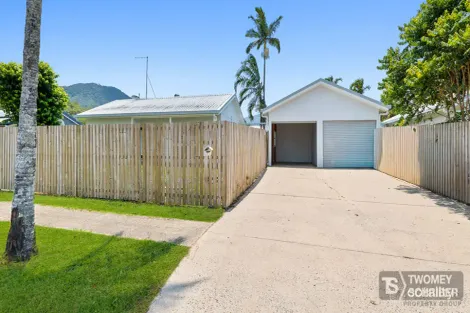 Property photo of 2/8 Seary Close Whitfield QLD 4870
