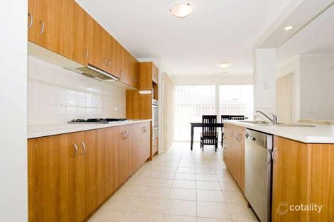 Property photo of 4 Winton Retreat Cranbourne East VIC 3977