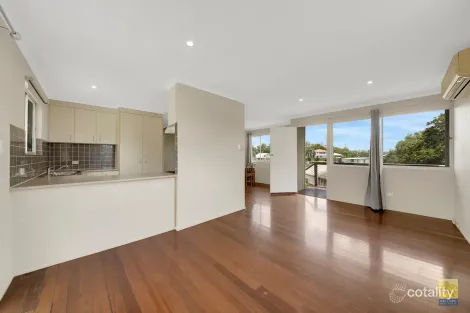 Property photo of 9 King George Street Mount Larcom QLD 4695