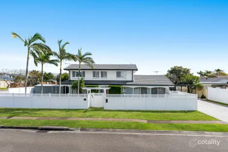 Property photo of 2 Catamaran Street Manly West QLD 4179