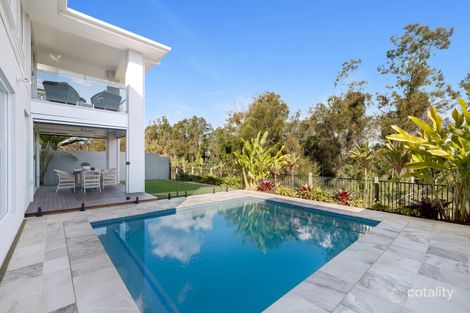 Property photo of 55 Lake Serenity Boulevard Helensvale QLD 4212