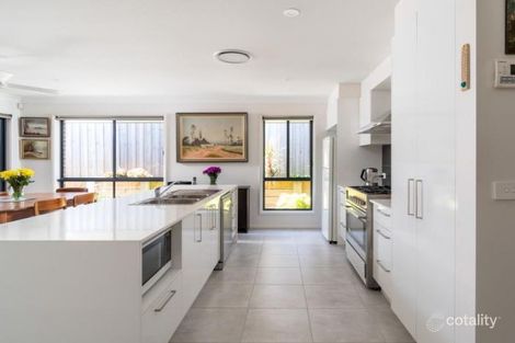 Property photo of 21 Vine Street Chisholm NSW 2322