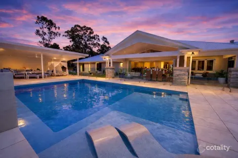 22 Jirrima Cres, Cooroibah, QLD 4565