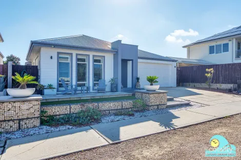 4 Surf St, Yanchep, WA 6035