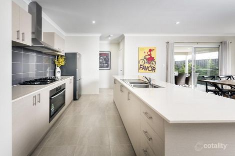 Property photo of 22 Narin Loop Bullsbrook WA 6084