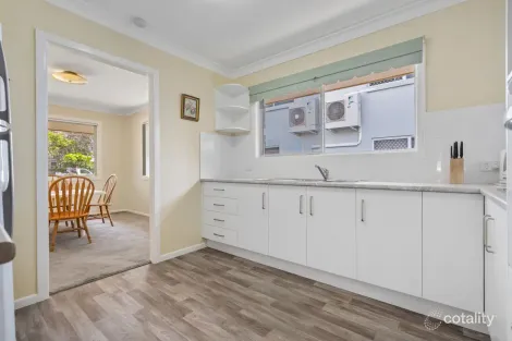 Property photo of 4 Fifteenth Avenue Brighton QLD 4017