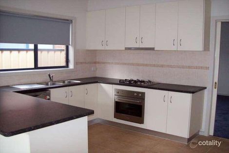 Property photo of 3/3 Normanby Street Sydenham VIC 3037