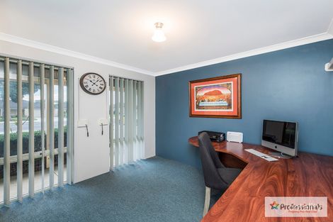 Property photo of 121 Seville Drive Seville Grove WA 6112