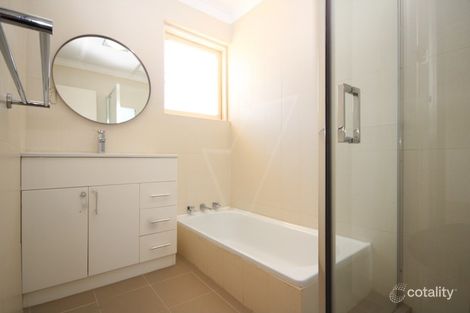 Property photo of 18 Gotha Way Forrestfield WA 6058