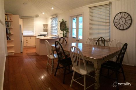 Property photo of 28 Ellesmere Street Yeronga QLD 4104