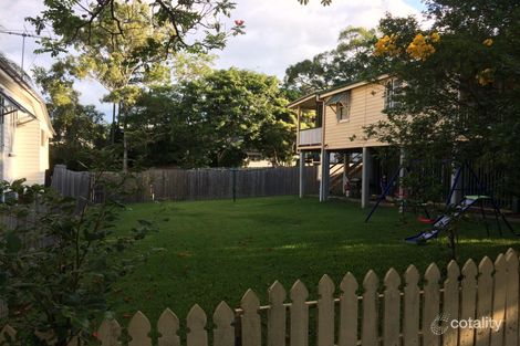Property photo of 28 Ellesmere Street Yeronga QLD 4104