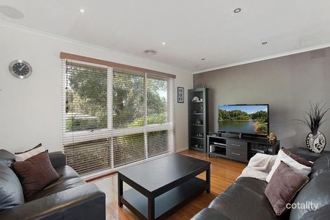 Property photo of 27 Valkyrie Crescent Ringwood VIC 3134