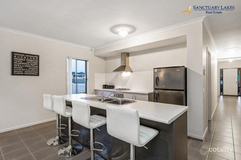 Property photo of 24 Tarcoola Crescent Point Cook VIC 3030
