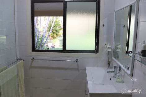 52 Bloodwood Cres, Yarravel, NSW 2440