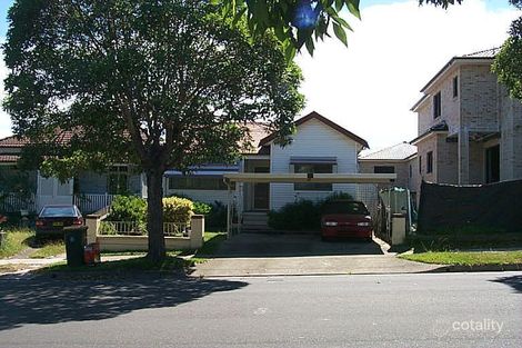 33 Baltimore St, Belfield, NSW 2191
