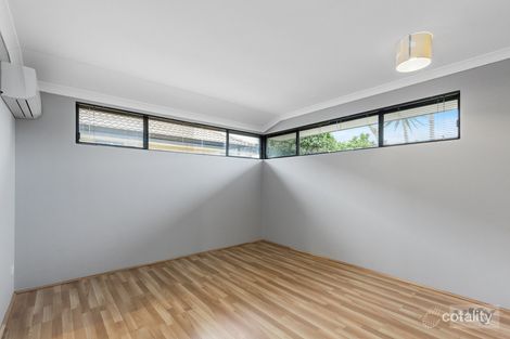 Property photo of 6 Smeaton Lane Carramar WA 6031