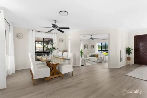 Property photo of 17 Highgreen Place Thornlands QLD 4164